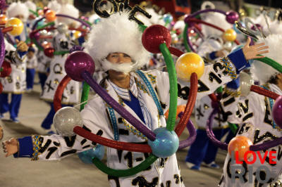 rio de janeiro brazilian carnival parades, queens and floats