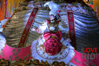 rio de janeiro brazilian carnival parades, queens and floats